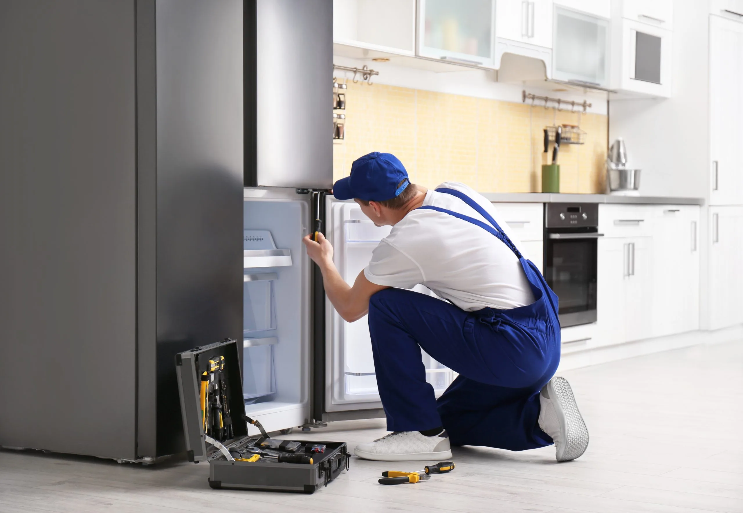 sell used refrigerator in Dubai